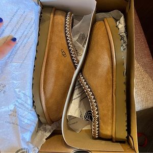 UGG Tasman Slipper Chesnut